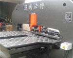 阿根廷客戶(hù)采購(gòu)數(shù)控平板沖孔機(jī)